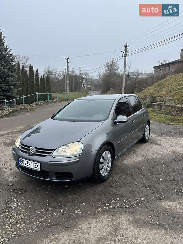 Volkswagen Golf 2005