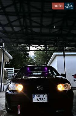 Хэтчбек Volkswagen Golf 2002 в Одессе