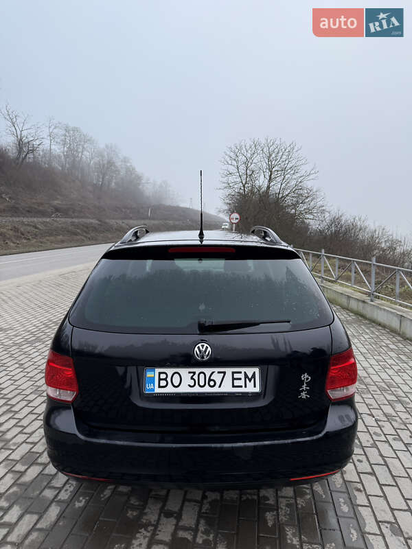 Універсал Volkswagen Golf 2008 в Тернополі