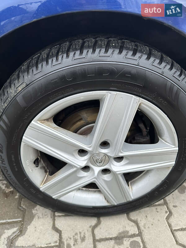 Хэтчбек Volkswagen Golf 2005 в Косове