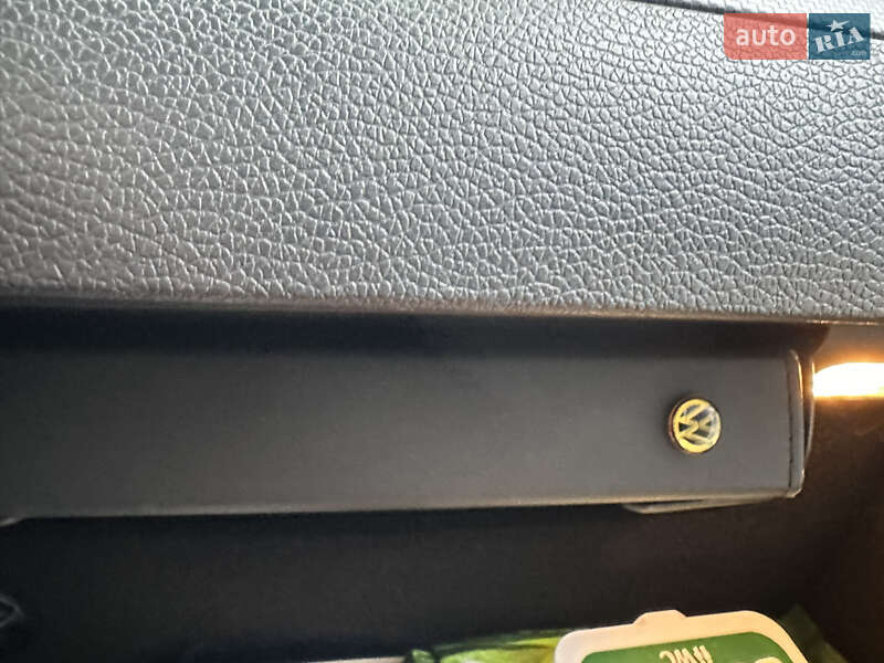 Хэтчбек Volkswagen Golf 2005 в Косове