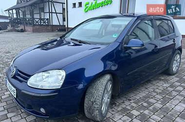 Хэтчбек Volkswagen Golf 2005 в Тернополе
