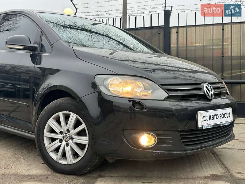 Хэтчбек Volkswagen Golf 2013 в Киеве фото 4 Хэтчбек Volkswagen Golf 2013 в Киеве