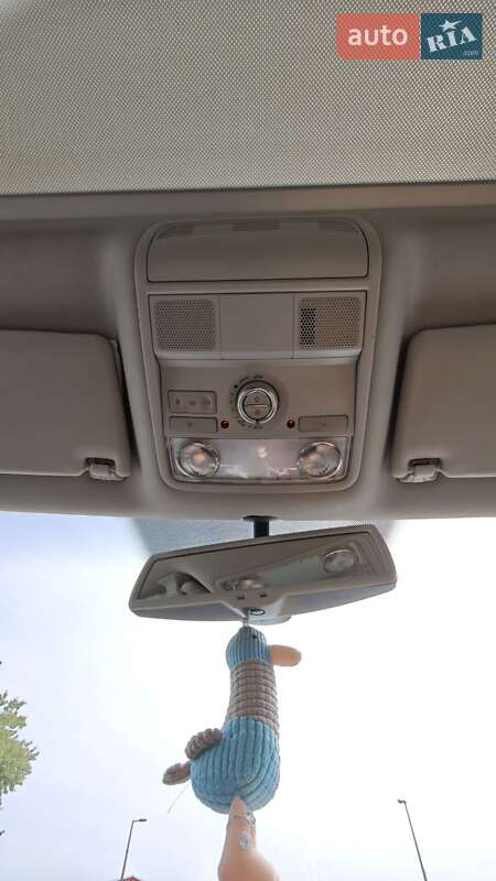 Універсал Volkswagen Golf 2009 в Вінниці