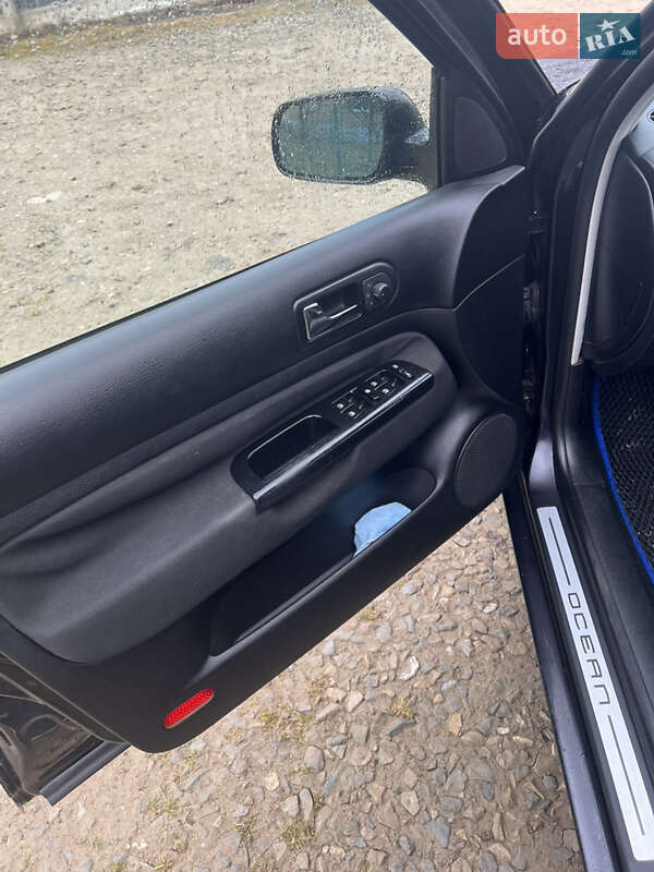 Універсал Volkswagen Golf 2004 в Надвірній