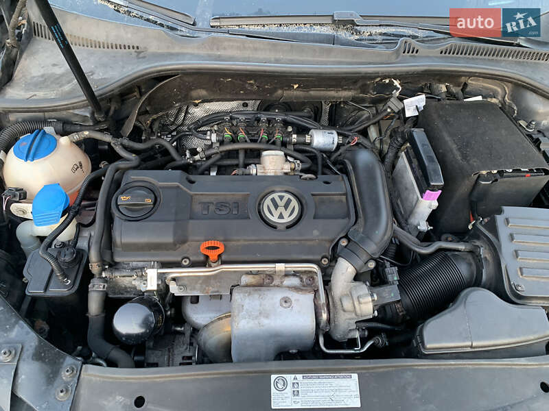 Універсал Volkswagen Golf 2011 в Луцьку