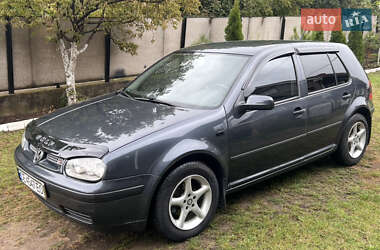 Хэтчбек Volkswagen Golf 2000 в Черновцах