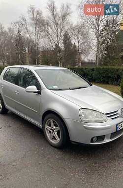 Хэтчбек Volkswagen Golf 2007 в Черкассах