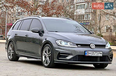 Универсал Volkswagen Golf 2017 в Одессе