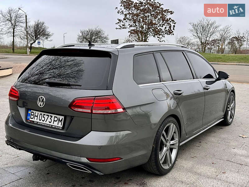 Універсал Volkswagen Golf 2017 в Одесі