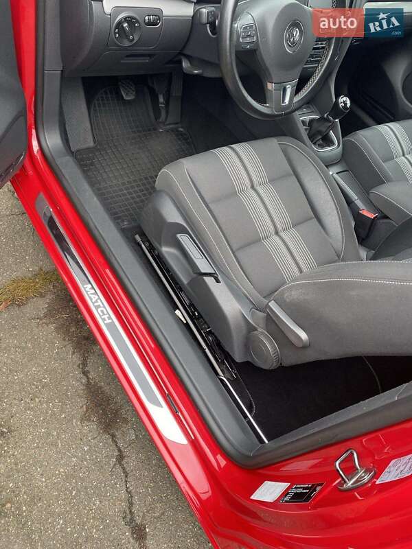 Хэтчбек Volkswagen Golf 2012 в Переяславе