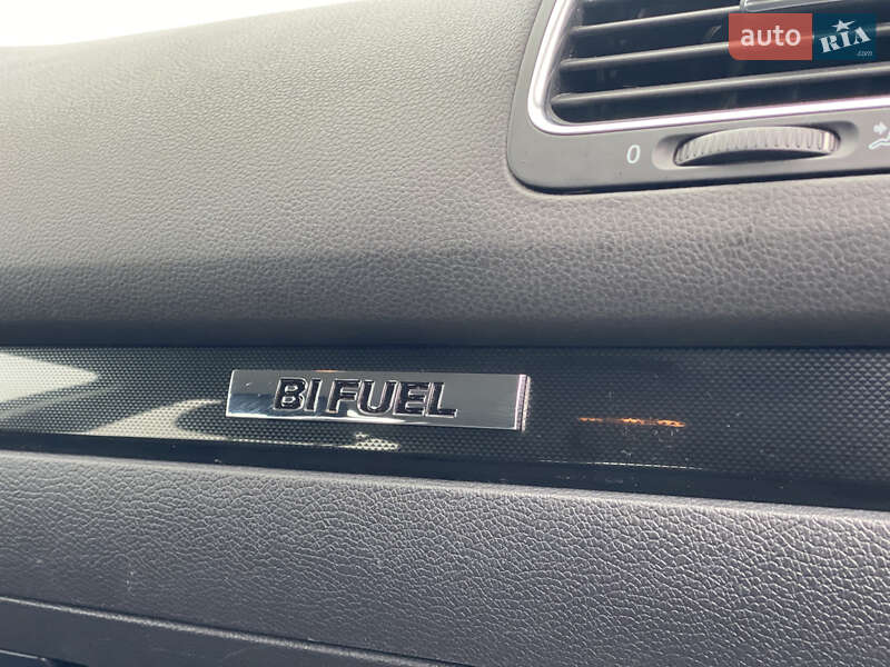 Хетчбек Volkswagen Golf 2009 в Старокостянтинові