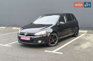 Хэтчбек Volkswagen Golf 2009 в Киеве
