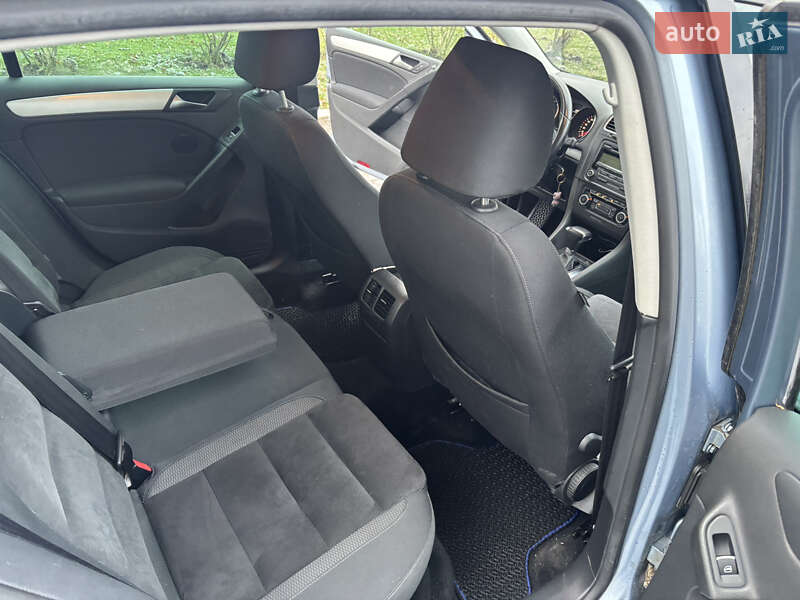 Хетчбек Volkswagen Golf 2009 в Старокостянтинові фото 9 Хетчбек Volkswagen Golf 2009 в Старокостянтинові