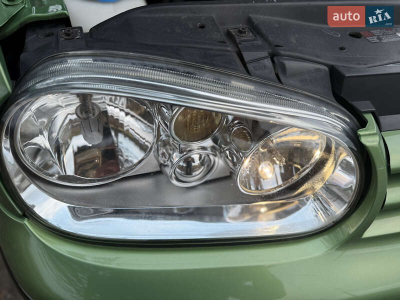 Хетчбек Volkswagen Golf 2000 в Турці