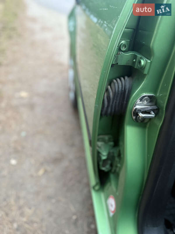 Хетчбек Volkswagen Golf 2000 в Турці