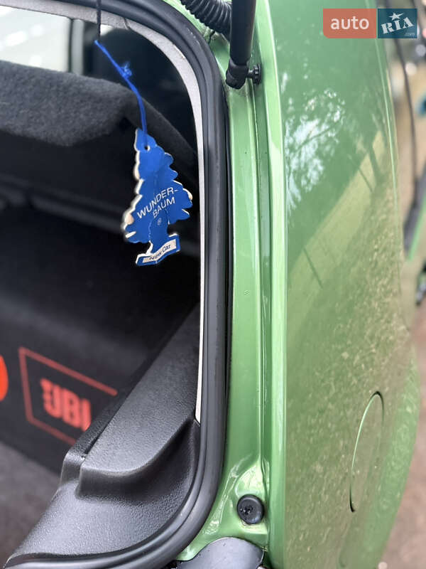 Хетчбек Volkswagen Golf 2000 в Турці