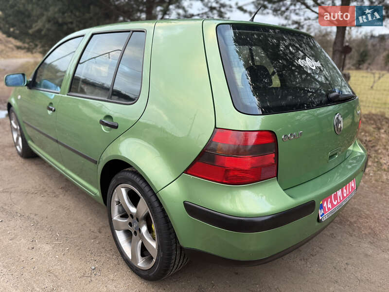 Хетчбек Volkswagen Golf 2000 в Турці