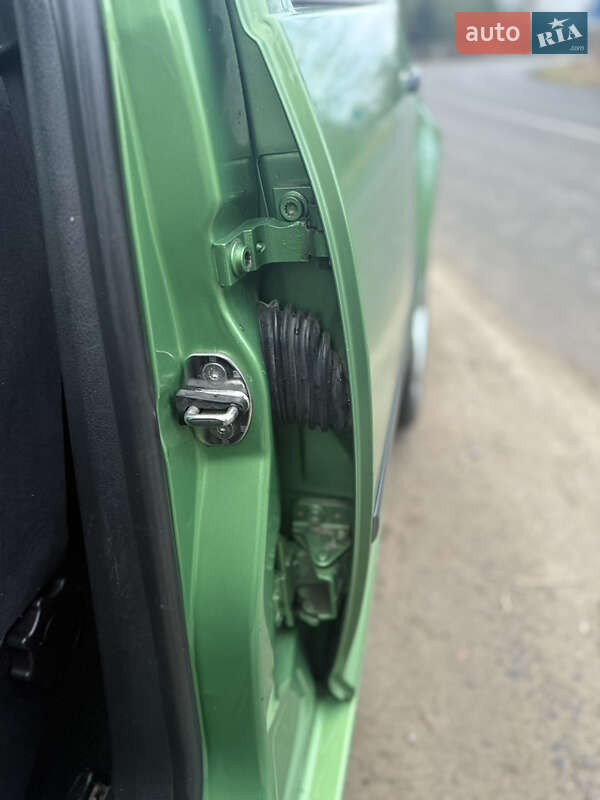 Хетчбек Volkswagen Golf 2000 в Турці