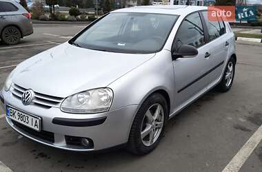 Хэтчбек Volkswagen Golf 2007 в Александрие
