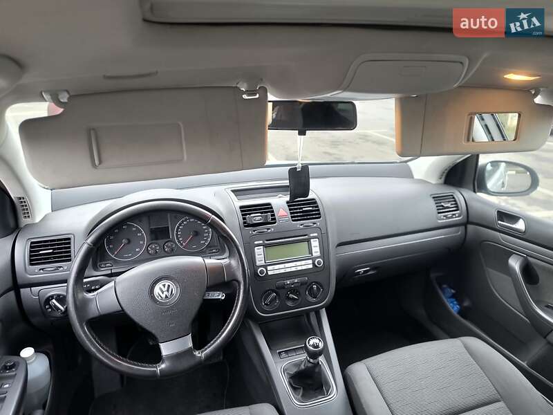 Хетчбек Volkswagen Golf 2007 в Олександрії