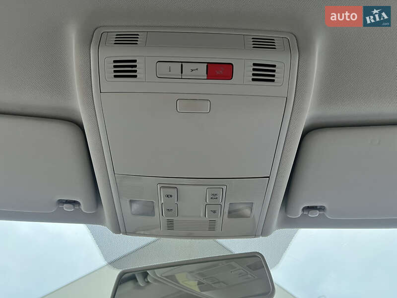 Універсал Volkswagen Golf 2016 в Луцьку