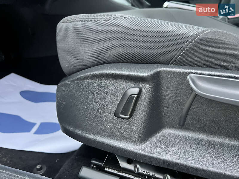 Універсал Volkswagen Golf 2016 в Луцьку