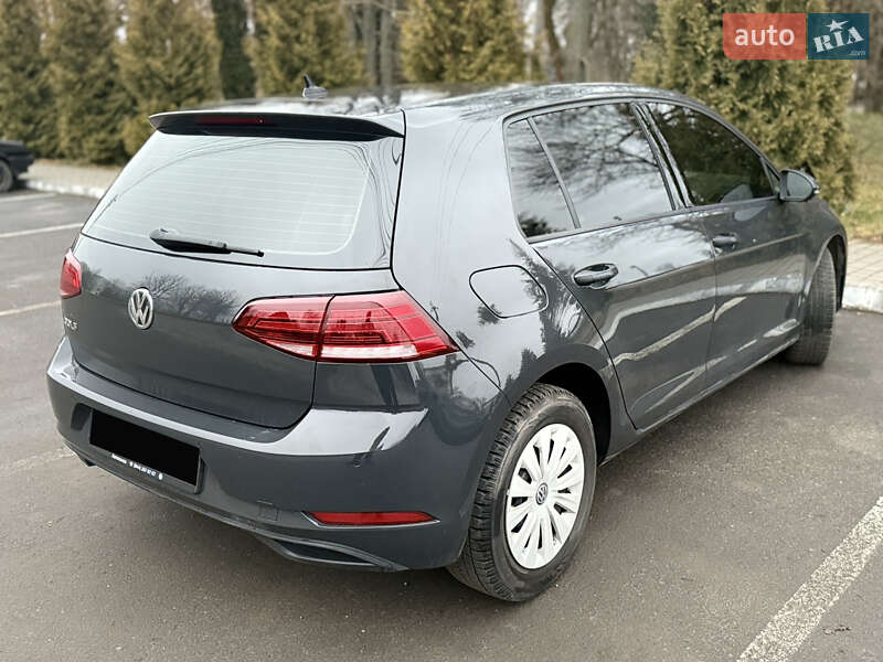 Хетчбек Volkswagen Golf 2019 в Хмельницькому