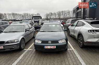 Хетчбек Volkswagen Golf 2001 в Турці