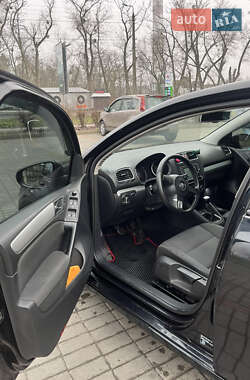 Хэтчбек Volkswagen Golf 2011 в Броварах