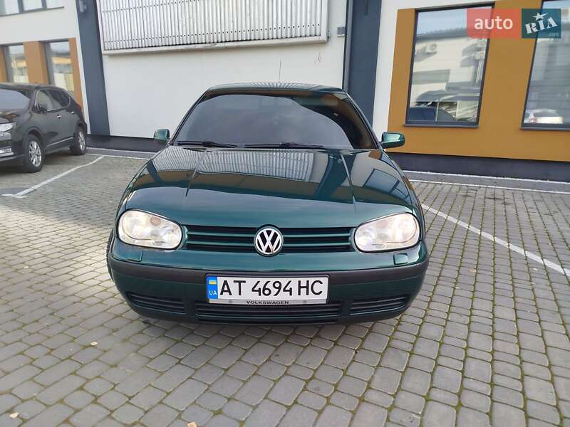 Volkswagen Golf 2000