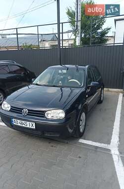 Хэтчбек Volkswagen Golf 2001 в Бердичеве