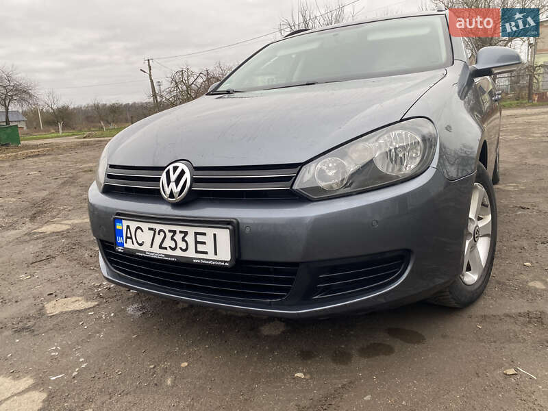 Универсал Volkswagen Golf 2010 в Владимире