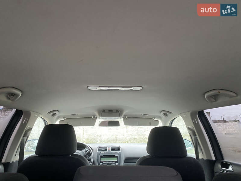 Универсал Volkswagen Golf 2010 в Владимире