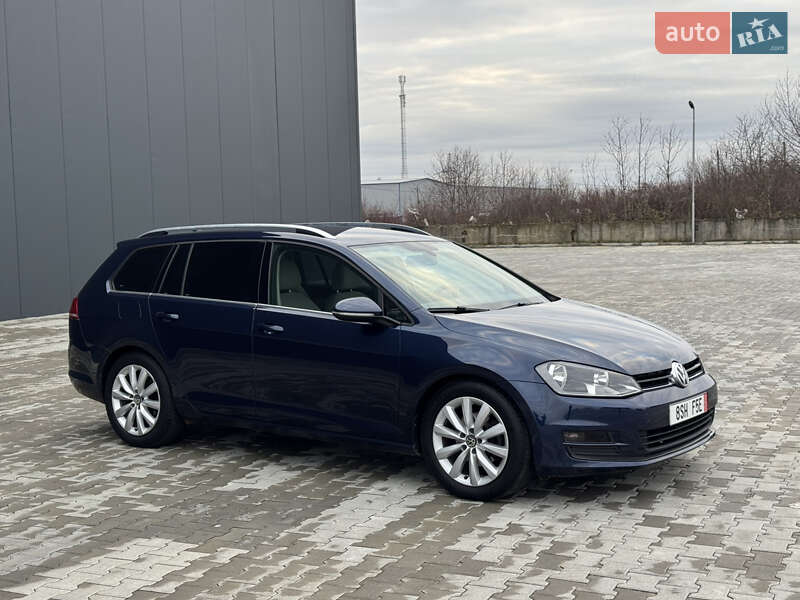 Універсал Volkswagen Golf 2013 в Мукачевому