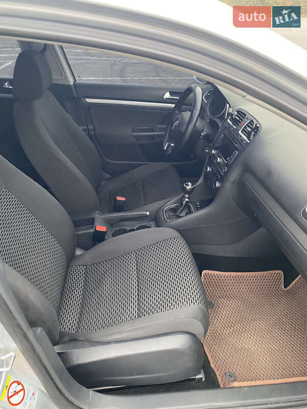 Универсал Volkswagen Golf 2010 в Киеве фото 8 Универсал Volkswagen Golf 2010 в Киеве