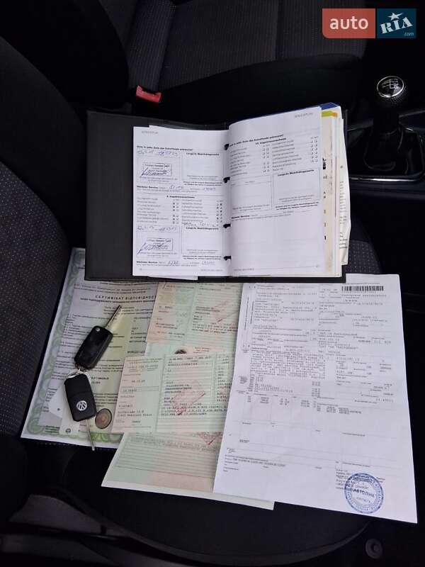 Универсал Volkswagen Golf 2002 в Харькове