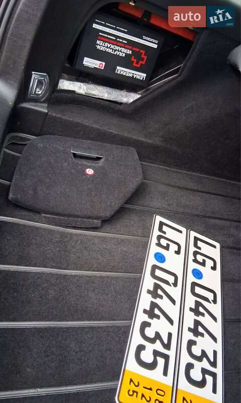 Универсал Volkswagen Golf 2002 в Харькове