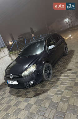Хэтчбек Volkswagen Golf 2010 в Хмельницком