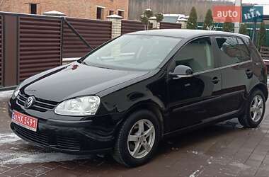 Хэтчбек Volkswagen Golf 2006 в Бучаче