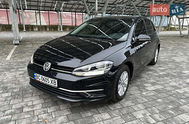Хэтчбек Volkswagen Golf 2018 в Львове