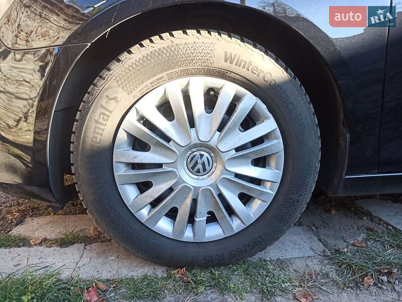 Універсал Volkswagen Golf 2012 в Запоріжжі