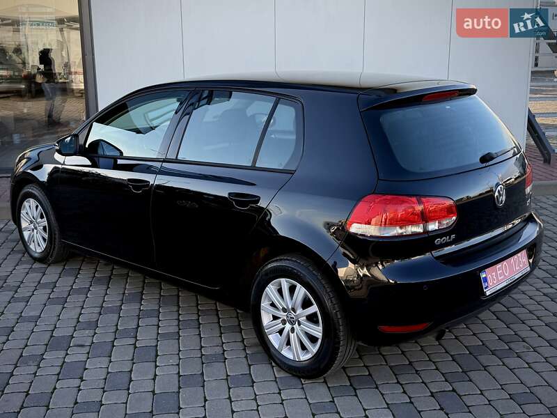 Хетчбек Volkswagen Golf 2011 в Мукачевому