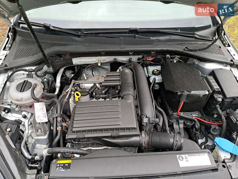 Універсал Volkswagen Golf 2015 в Гайвороні