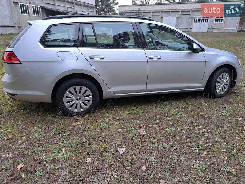 Універсал Volkswagen Golf 2015 в Гайвороні