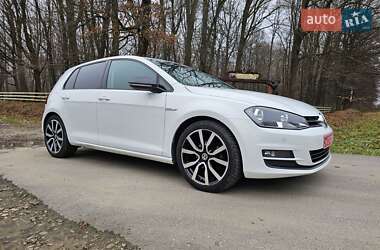 Хетчбек Volkswagen Golf 2015 в Калуші