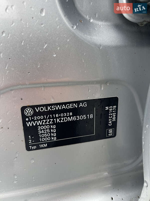 Универсал Volkswagen Golf 2012 в Ровно