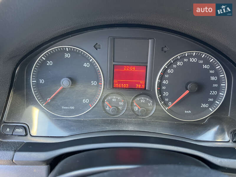 Універсал Volkswagen Golf 2009 в Рівному фото 6 Універсал Volkswagen Golf 2009 в Рівному