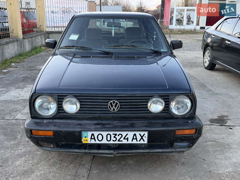 Хэтчбек Volkswagen Golf 1990 в Солотвине