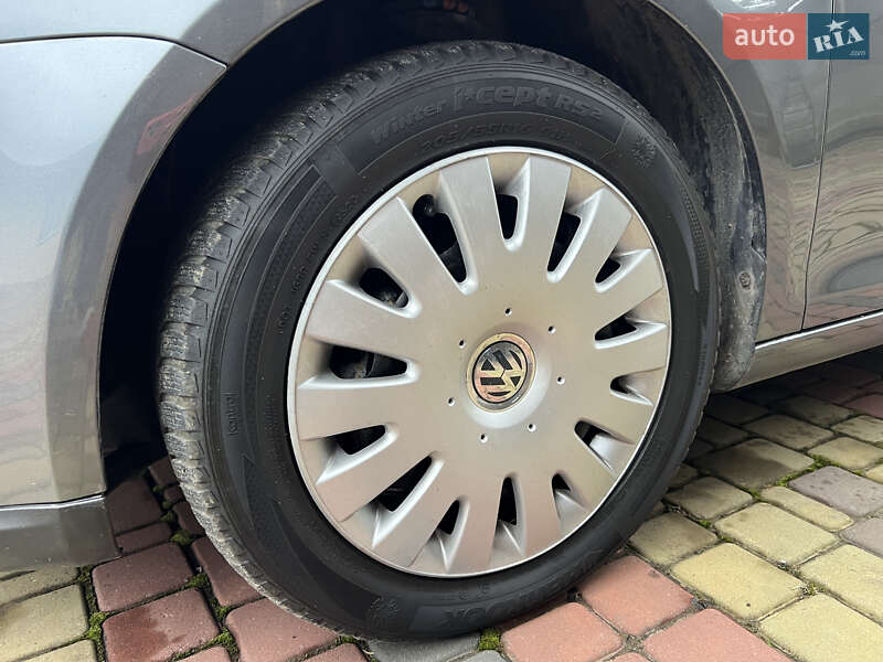 Универсал Volkswagen Golf 2009 в Луцке